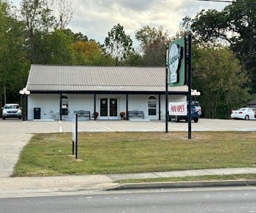 Warnell Family Pharmacy & Soda Shoppe